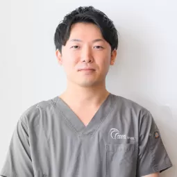 日々の生活で欠かせないお口の健康。患者様のQOLの向上を第1に目指すため、それを長く維持できるよう、一人ひとりに適切な治療を提供する事です。